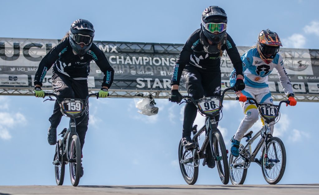 Walker starts strongly, Smith makes quarters in BMX World Cup